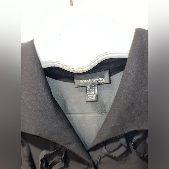 Frank Lyman Sheer Black Blouse With Floral Details. Size 18 - Picture 3 of 3